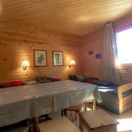Demi-Chalet Cosy 6 Pers. A Risoul 1850, Ski-In/Ski-Out - Fr-1-330-219