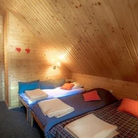 Demi-Chalet Cosy 6 Pers. A Risoul 1850, Ski-In/Ski-Out - Fr-1-330-219 * Risoul