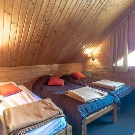 Holiday home Demi-Chalet Cosy 6 Pers. A Risoul 1850, Ski-In/Ski-Out - Fr-1-330-219